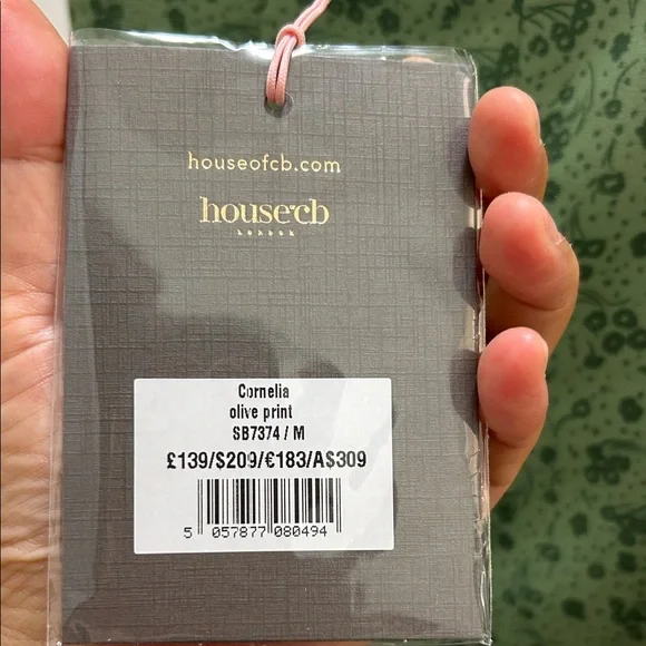 🖤NWT🔺HOUSE OF CB CORNELIA
Green Tonal Floral Midi Dress - Picture 6 of 14